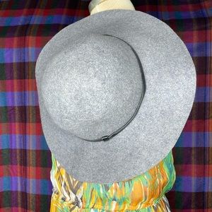 Wool felt wide brim hat